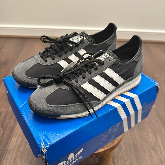 Adidas Women’s SL 72 OG Athletic Shoe - Core Black, Size: 8.5 - Picture 2 of 11